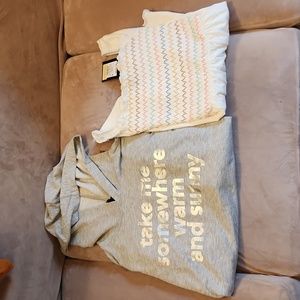 🔴2 Art Class tops